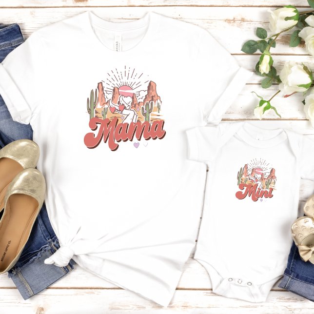 Camiseta Mamãe Ocidental De Cowgirl E Eu A Matar O Aniversá (Criador carregado)