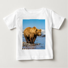 Camiseta Mamãe urso observando seus dois filhos
