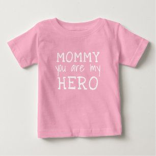 Camiseta Mamãe, você é meu Herói Simples Typografia Rosa