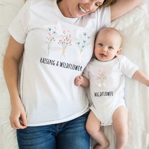 Camiseta Mamães de flores silvestres e bebês