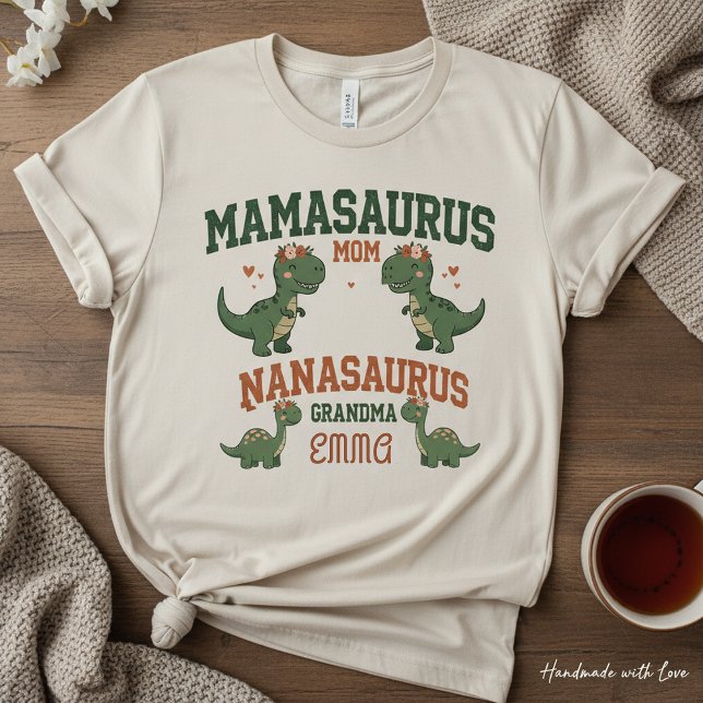Camiseta Mamasaurus & Nanasaurus Personalized Dinosaur  (Criador carregado)