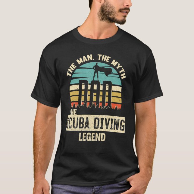 Camiseta Man Myth Legend Pai Scuba Merging (Frente)