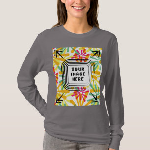 Camiseta Manga longa básica de modelo feminina personalizad