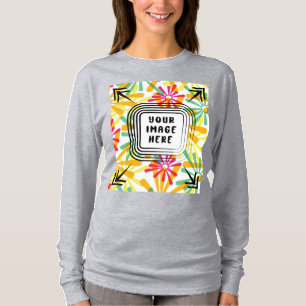 Camiseta Manga longa básica de modelo feminina personalizad