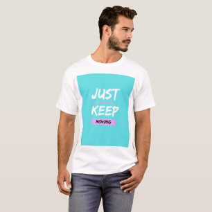 Camiseta mangas curtas com desenho de escrita