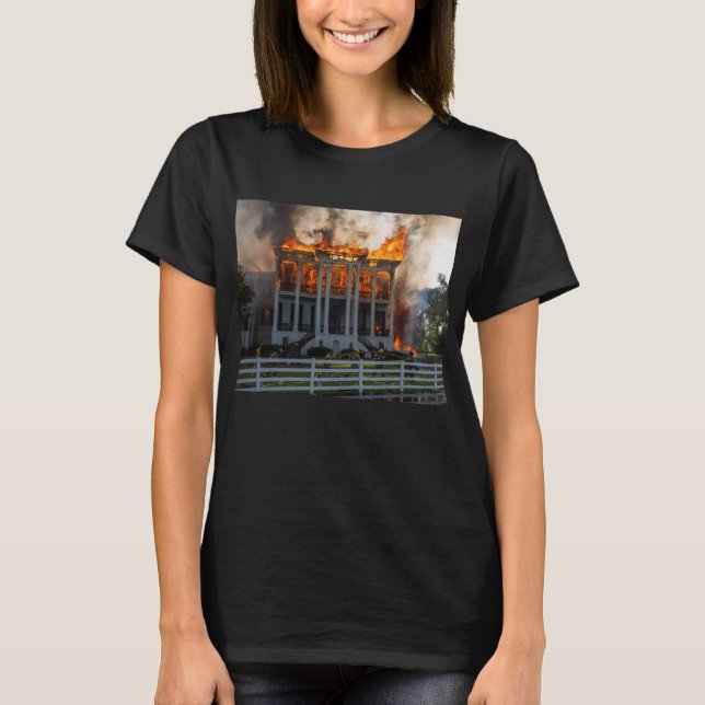 Camiseta Mansão de Antebellum | Incêndio erupta o recurso d (Frente)