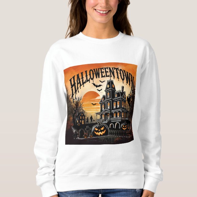 Camiseta Mansão Halloweentown Assombrada (Frente)