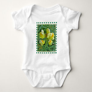 Camiseta Manteiga 'n Ovos Flores Selvagens