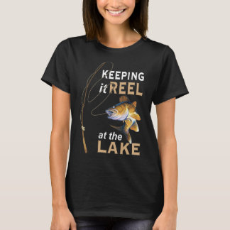Camiseta Mantendo-A Enrolada No Lago De Pesca