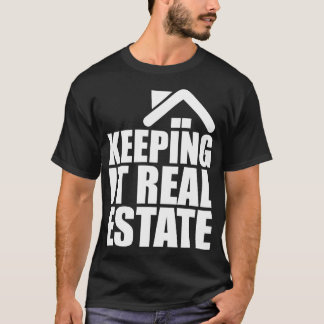 Camiseta mantendo o imóvel
