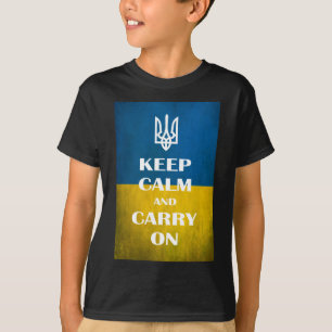 Camiseta Mantenha a calma e o carregar no tridente de emble