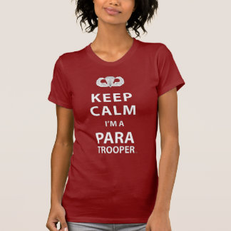 Camiseta Mantenha a calma que eu sou um paramilitar