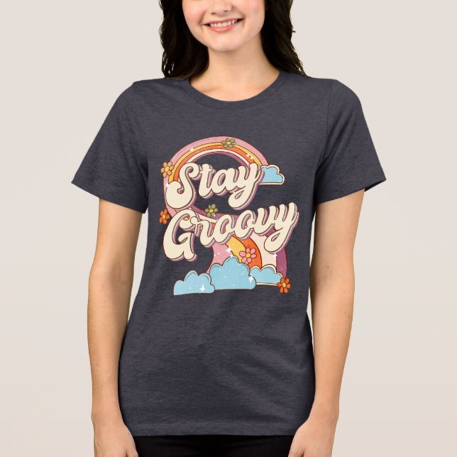 Camiseta Mantenha Groovy Retro Rainbow Flowics (Frente)