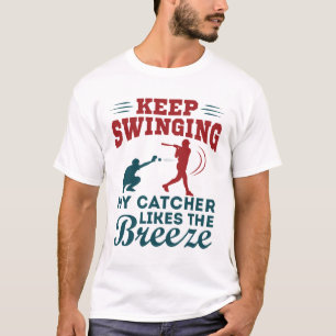 Camiseta Mantenha o treinador do jogador de softball engraç