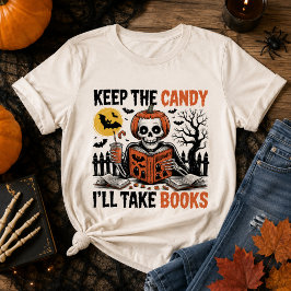 Camiseta Mantenha Os Doces Vou Levar Livros Halloween