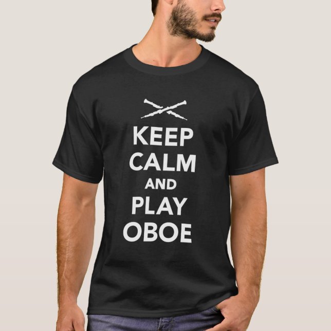 Camiseta Mantenha-Se Calmo E Jogue Oboe (Frente)