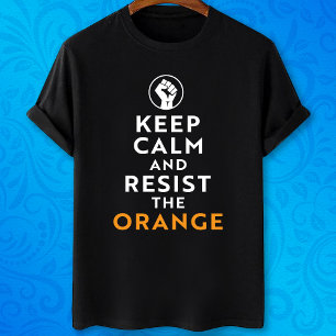 Camiseta Mantenha-se calmo e resista ao anti-Trump engraçad