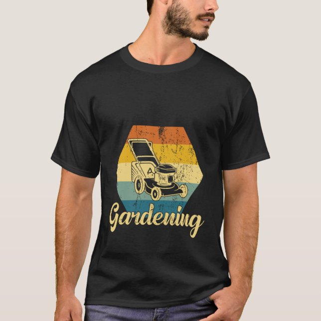 Camiseta Manutenção de jardinagem de jardinagem de jardim (Frente)