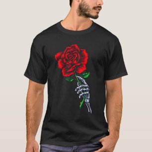 Camiseta Mão de Esqueleto Segurando Rosa _ Flor Vermelha Es