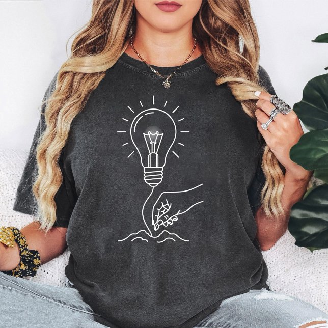 Camiseta Mão de Ideia de Muda de Lâmpada Crescimento (Criador carregado)