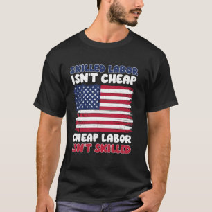Camiseta Mão de Obra Qualificada Não é Bandeira Americana d