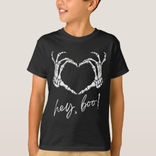Camiseta Mãos de Esqueleto Coração Ei Boo Divertido Hallowe