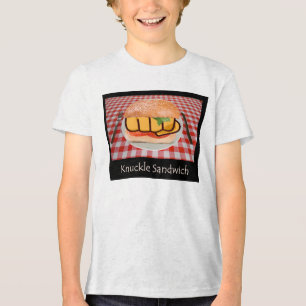 Camiseta Mãos na Garota Dura no Sanduíche do Knuckle