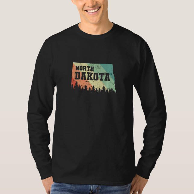 Camiseta Mapa da Dakota do Norte com Skyline EUA América Pr (Frente)