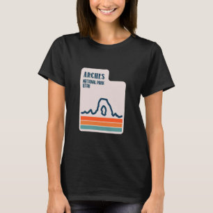 Camiseta Mapa do Estado de Utah com Delicate Arch Arches Na