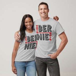 Camiseta Máquinas de lixar 2016 de Bernie do voto