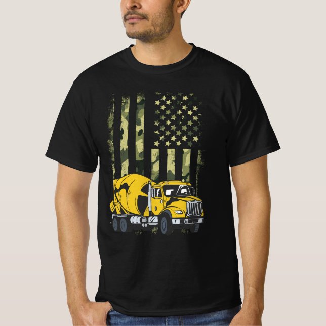 Camiseta Maquinista de Caminhão Cement Mixer Camouflage Ame (Frente)