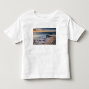 Camiseta Mar do Caribe, Ilhas Cayman. Ondas batendo