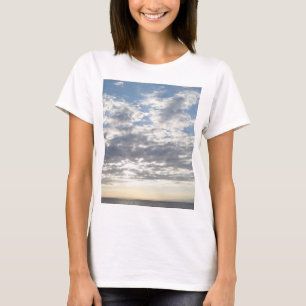 Camiseta Mar e Nuvens Tanque Mais Alto das Mulheres