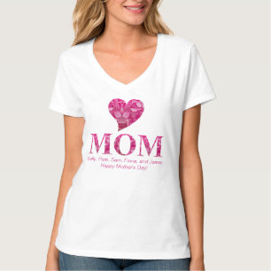 Camiseta Marcação Floral MOM de Coração Rosa Personalizada