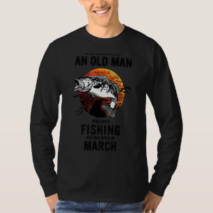 Camiseta Marcha Nunca Subestime Um Velho Que Ama Fis
