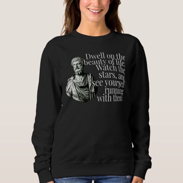 Camiseta Marcus Aurelius Dwell Sobre A Beleza Das Estrelas  (Frente)