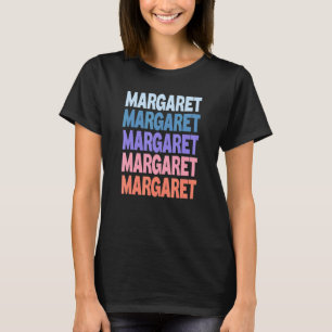 Camiseta Margaret de Texto Repetida Moderna