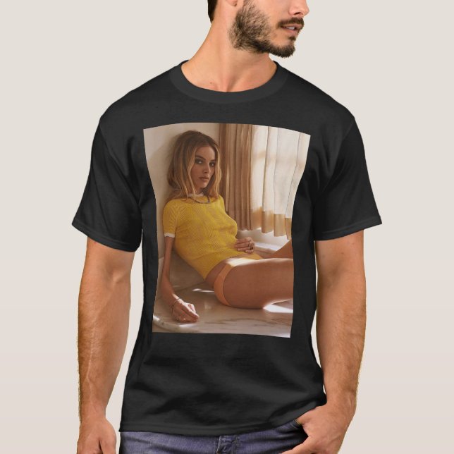 Camiseta Margot Robbie Poster (Frente)
