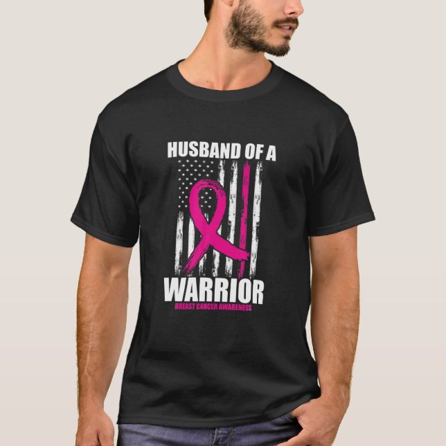 Camiseta Marido de um guerreiro americano Flag Breast Cance (Frente)