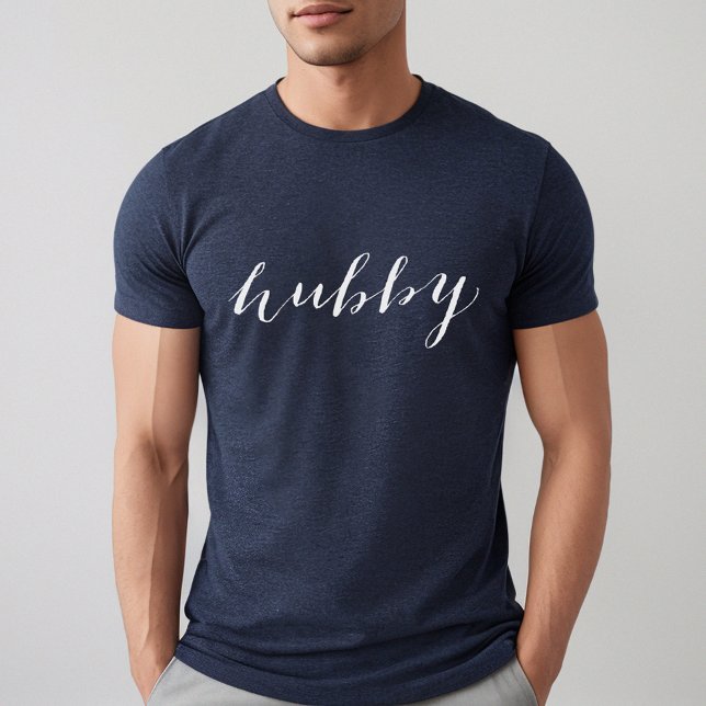 Camiseta Marido Moderno Branco Script Azul Masculino (Criador carregado)