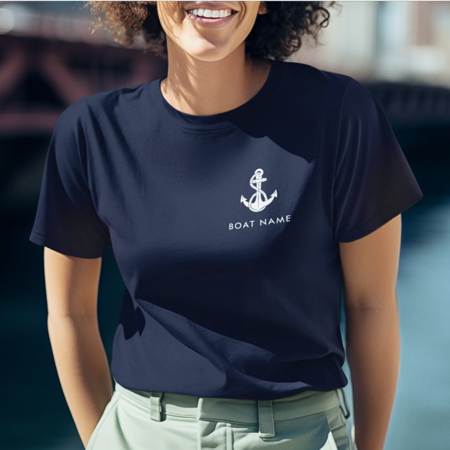 Camiseta Marinho de Ângulo Náutico Nome do Barco Azul Qualq (Nautical Navy Blue Anchor Boat Name Crew Custom Womens Navy Blue T-Shirt)