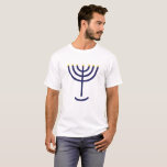 Camiseta Marinho Moderno Menorah Dourado<br><div class="desc">Design de Menorah mínimo moderno impresso em marinho e ouro. O candelabro é um simples design minimalista em azul marinho,  com pontas de chamas redondas de folha fina. Este é um Menorah com sete ramificações.</div>