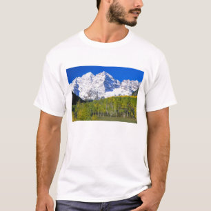 Camiseta Maroon Bells com floresta de outono.