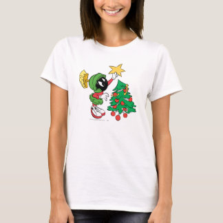Camiseta MARVIN O MARCIANO™ colocando estrela na árvore