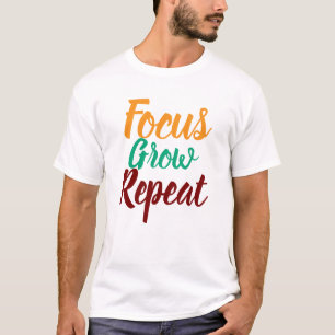 Camiseta Masculina Motivacional Focus Grow Repeat