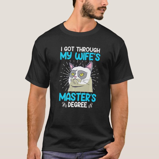 Camiseta Master degree of my wife survived Master 2023 (Frente)