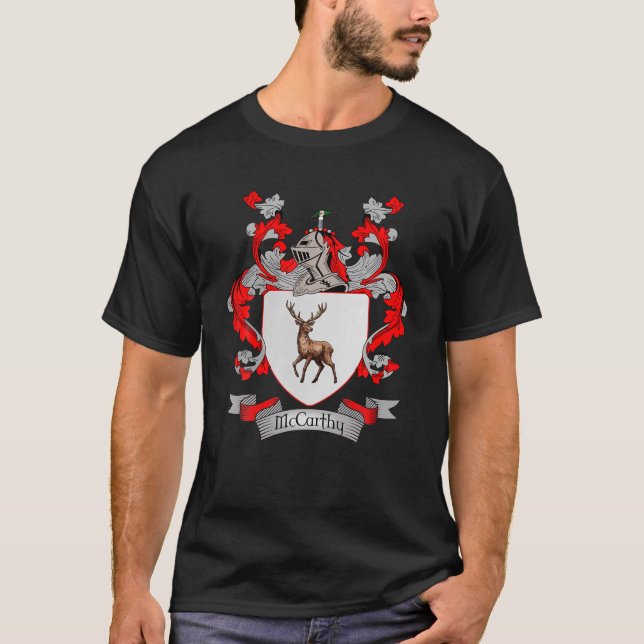Camiseta Mccarthy Casaco De Braços | Apelido Mccarthy Famíl (Frente)