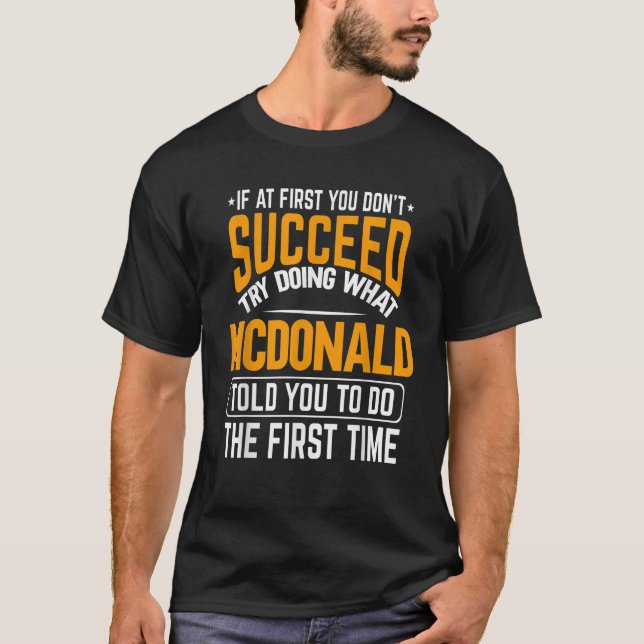 Camiseta McDonald personalizou o nome do sarcasmo piada (Frente)