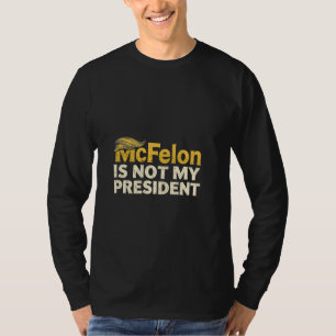 Camiseta McFelon Não É Meu Presidente Trump Patriótico