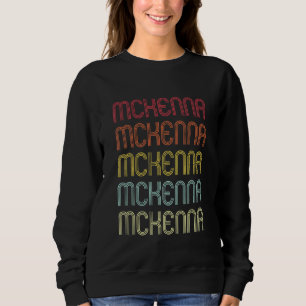 Camiseta Mckenna Retro Wordmark Pattern Vintage Personalize